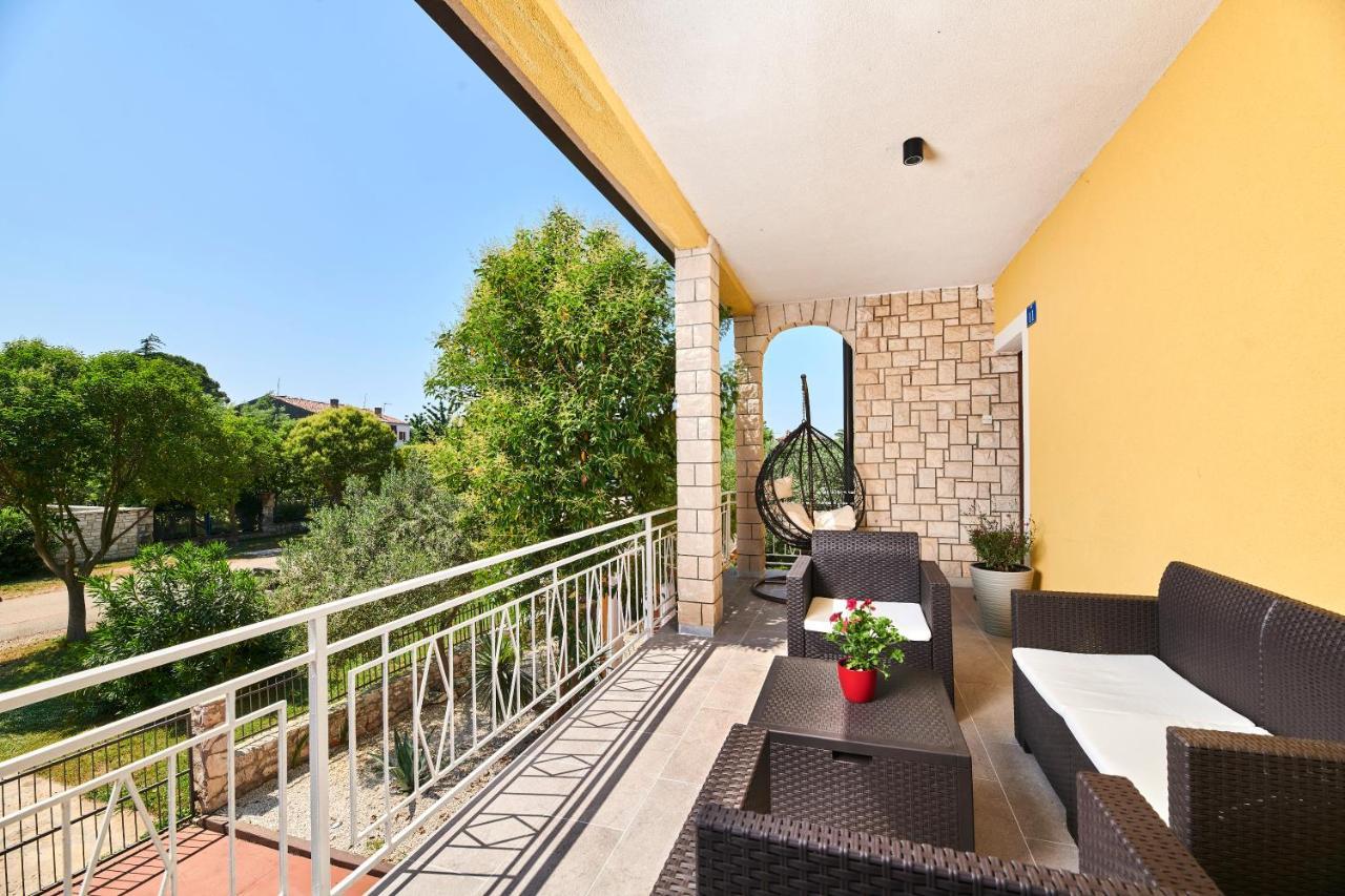 Belvedere Apartments Умаг Екстер'єр фото